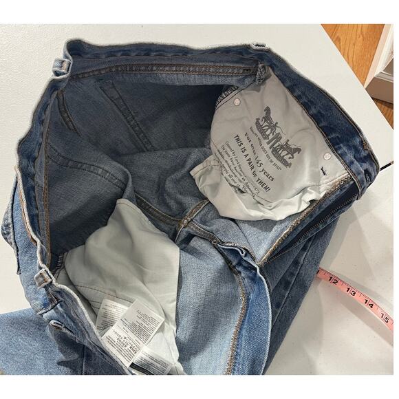 Levi’s 505 Regular Fit Men's Jeans Light Wash Denim Jeans 36x30 100% Cotton $70 - Picture 4 of 9